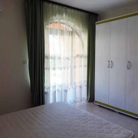 Holiday Guest Houses Anvers 27