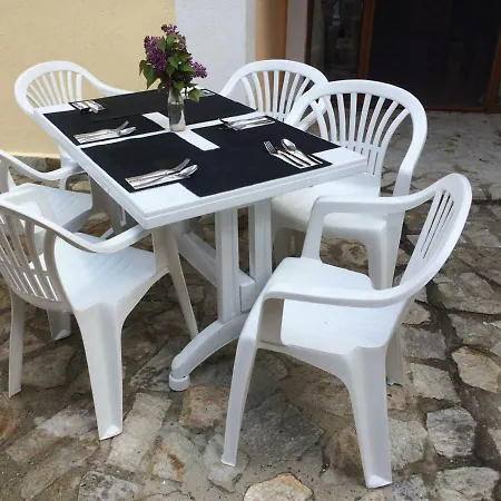 Holiday Guest Houses Anvers 27 Villa Elenite