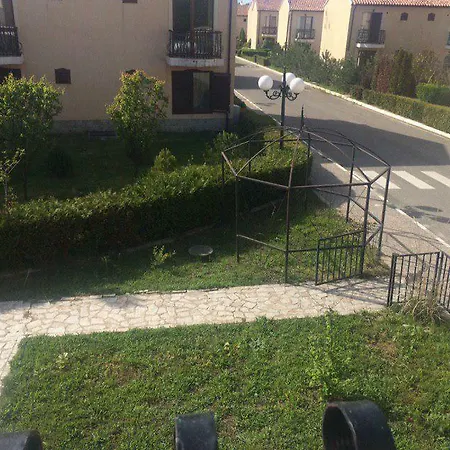 Villa Holiday Guest Houses Anvers 27 Elenite