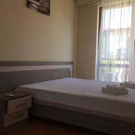 Holiday Guest Houses Anvers 27 Elenite